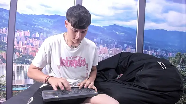 LiamRamirezz 웹캠 쇼