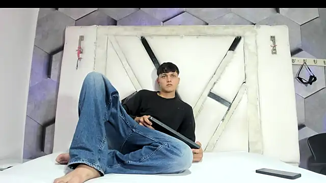 LiamRamirezz Webcam Show