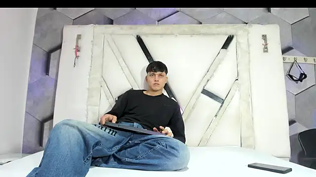 LiamRamirezz – webcam-show