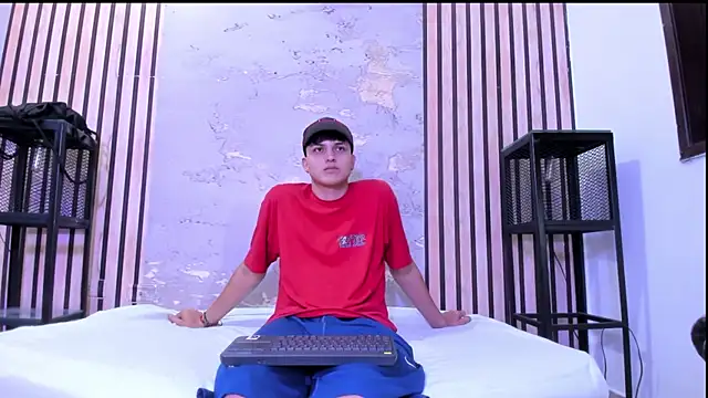 Pertunjukan Kamera Web LiamRamirezz