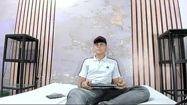 LiamRamirezzn Webbikameraesitys