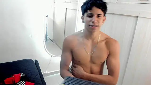 iker_montalvo webcam show