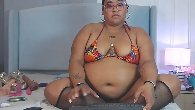 Show de AlishaMonroe_ na webcam