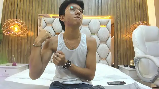 Show modela zack_dehaan na web-kameri