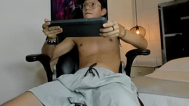Show de zack_dehaan na webcam