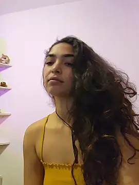 Show modela ooluchyferoo na web-kameri