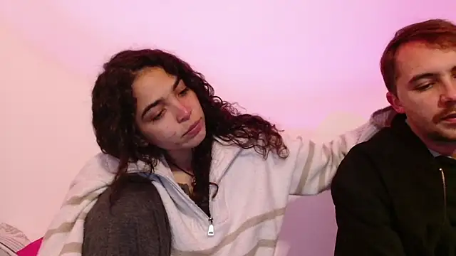عرض كام ooluchyferoo