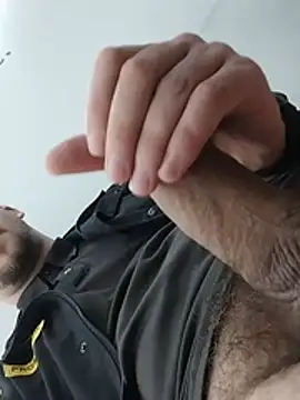 ooluchyferoo's Webcam Show