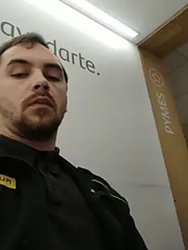 ooluchyferoo's Webcam Show