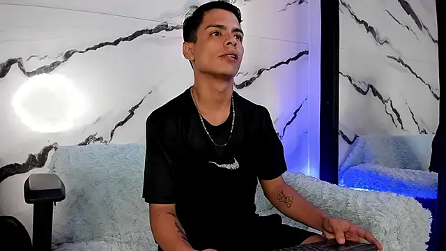 Webkamerová show DayronDark