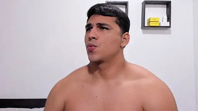 Thiago_bel Webcamshow