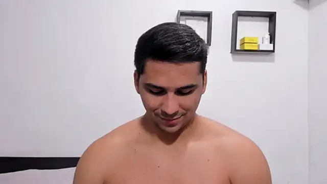 Thiago_bel Webcamshow