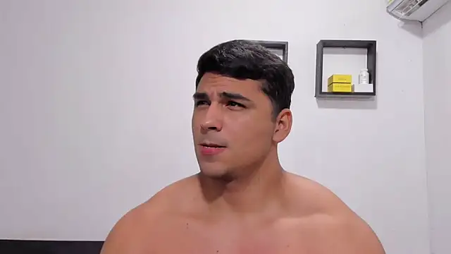 Thiago_bel 网络视讯表演