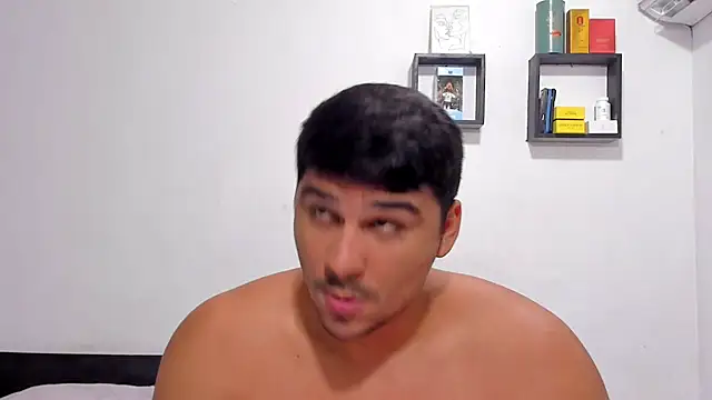 Pertunjukan Kamera Web Thiago_bel