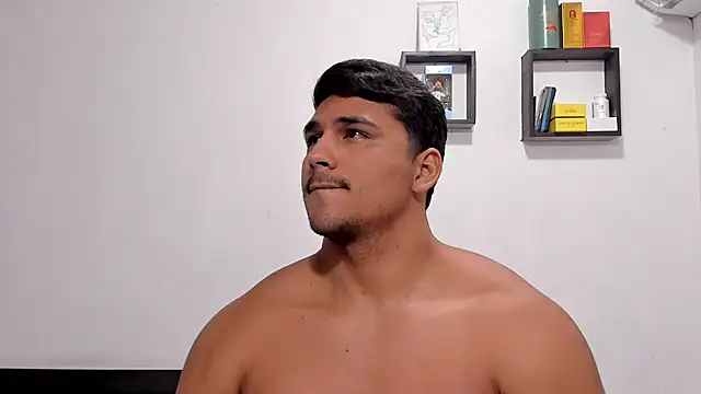 Thiago_bel Webcam show