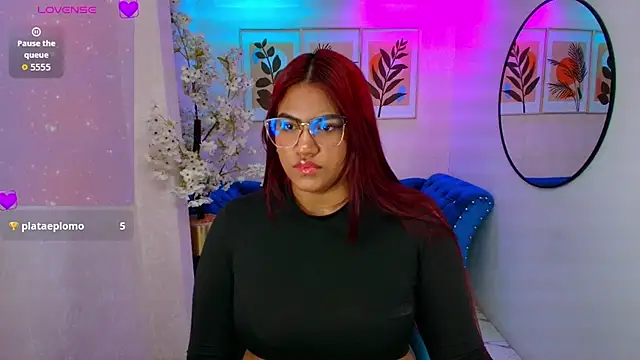 Charlotte_stoone's Webcam Show