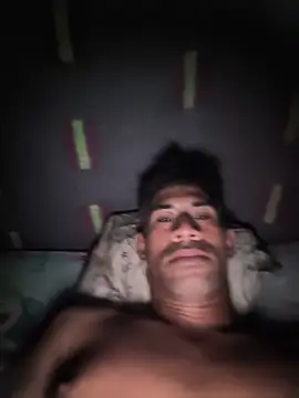 Show modela Andriuuss na web-kameri