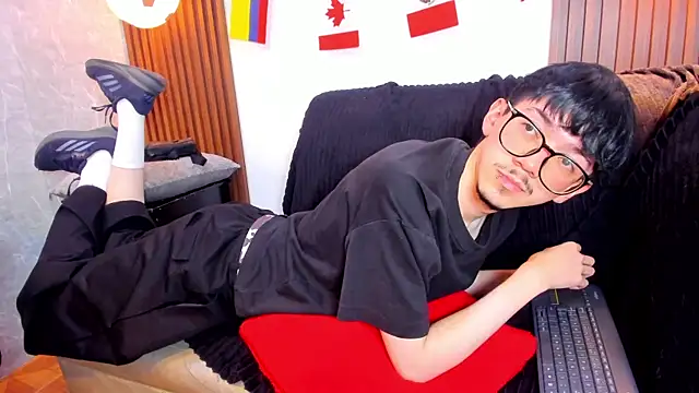 King_Luxury1 Show in webcam