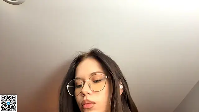 Show modela MarjorieRodriguez na web-kameri