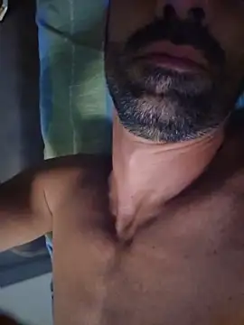 Gnarvshek webcam show