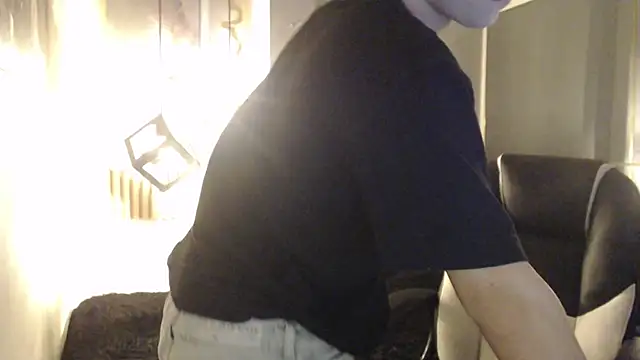 ash_ka Show in webcam
