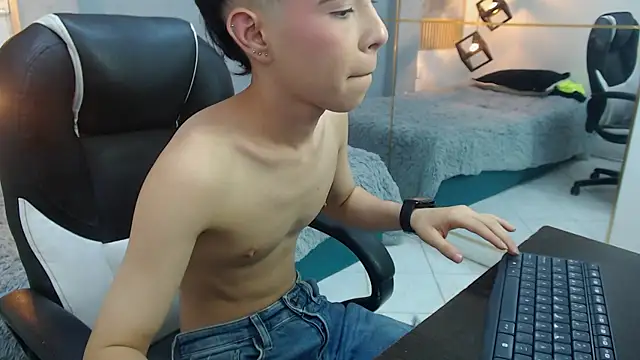 ash_ka webkamerás műsora