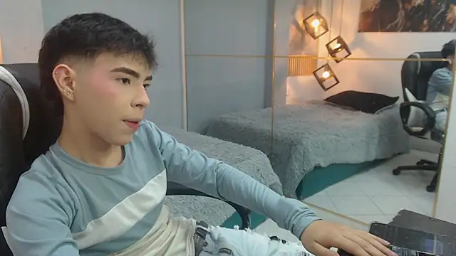 ash_ka ওয়েবক্যাম শো