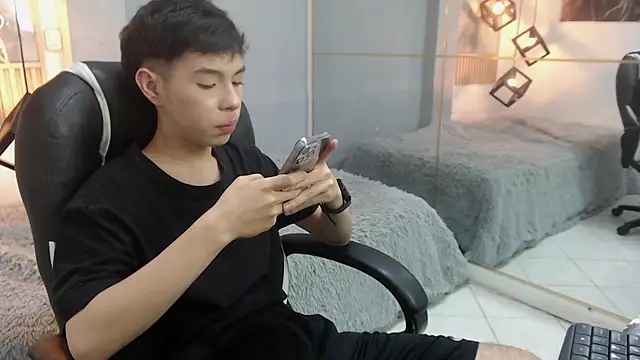 ash_ka Show Webcam