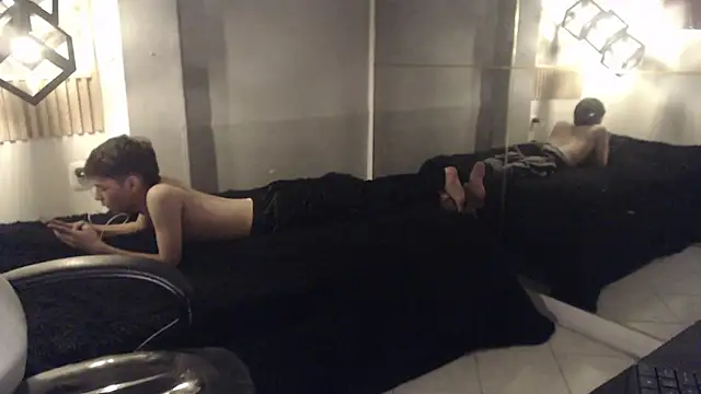 ash_ka Pertunjukan Webcam