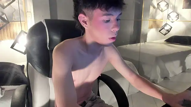 Chatroom XXX en direct de ash_ka