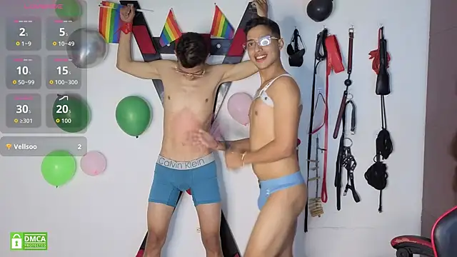 Yuztin_SlimBoy Show Webcam
