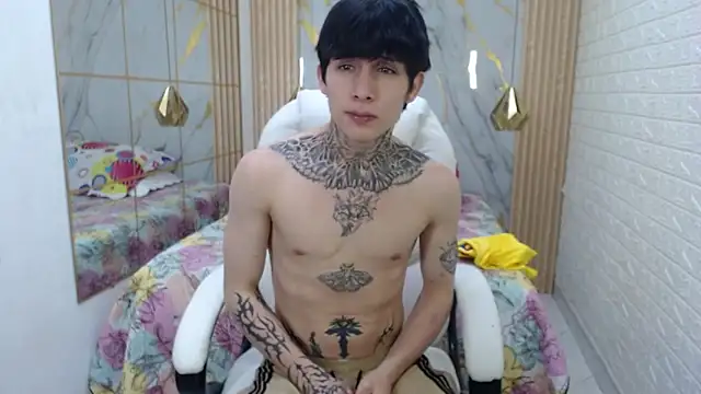 Cry_thereal Webcamshow