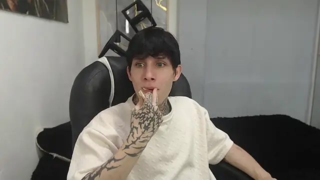 Cry_thereal Шоу с уебкамера