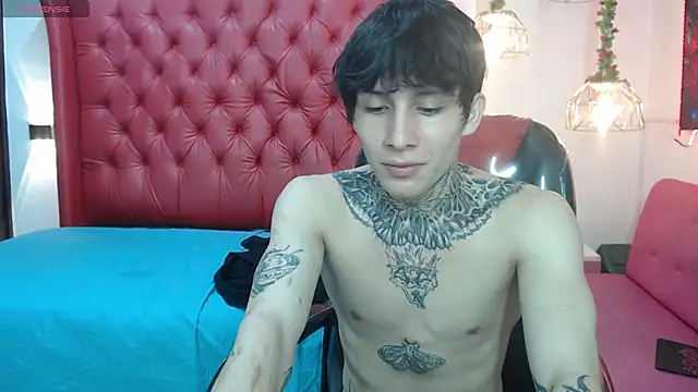 Show de Cry_thereal na webcam