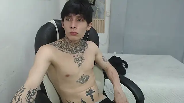 Cry_thereal Webcamshow
