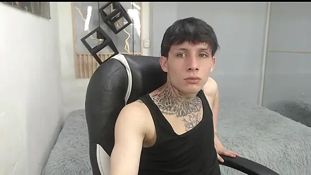 Webkamerová show Cry_thereal
