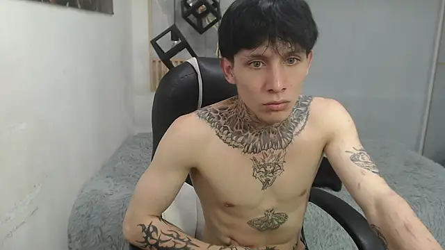 Cry_thereal Pertunjukan Webcam