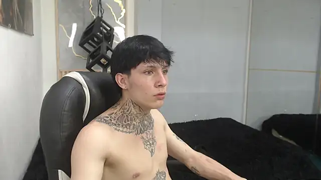 Show de Cry_thereal na webcam