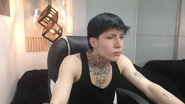 Cry_thereal Webcamshow
