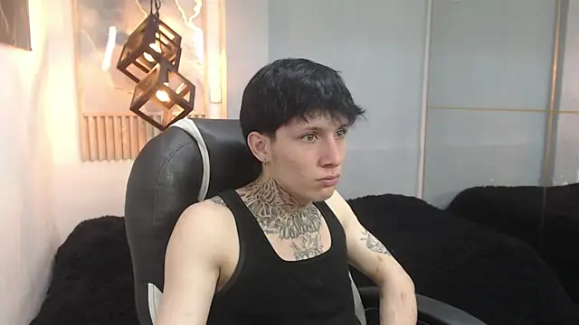 Cry_thereal 在線直播表演