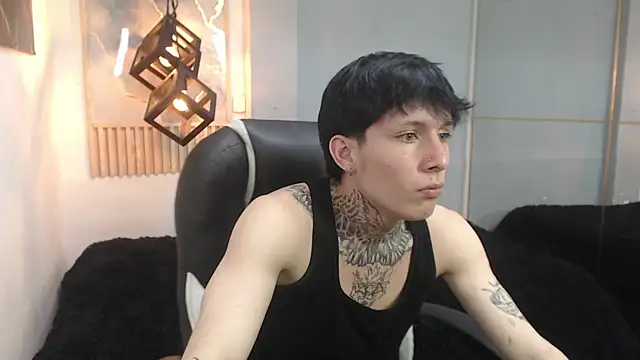 Cry_thereal Webcam-Show