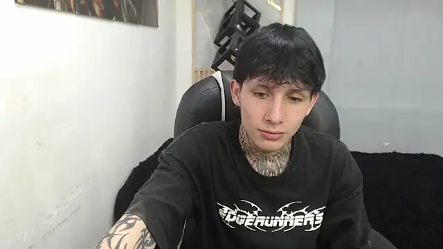 Cry_thereal: вебкам-шоу
