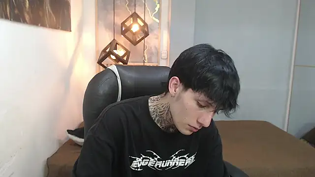 Cry_thereal – webcam-show
