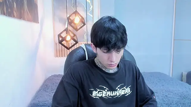 Cry_therealn Webbikameraesitys