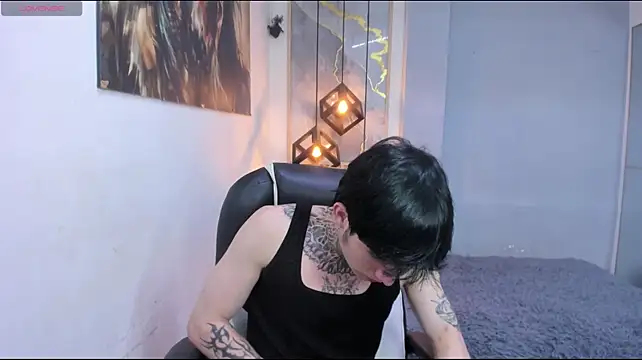 Cry_thereal Webcam-Show