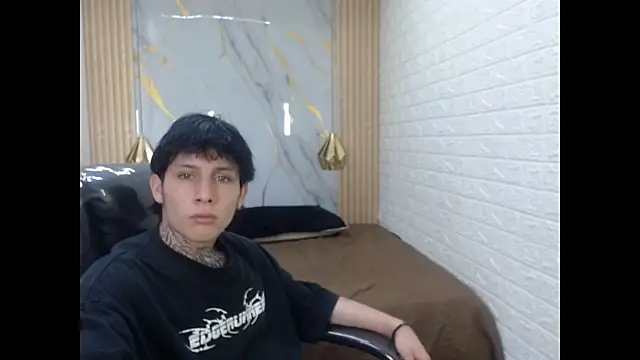 Show de Cry_thereal na webcam