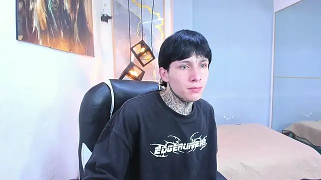 Cry_therealn Webbikameraesitys