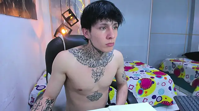 Cry_thereal Pertunjukan Webcam