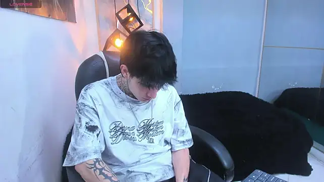 Cry_therealのウェブカメラショー
