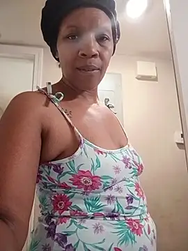 NAOMIdaFreakXXXXX's Live XXX Chat